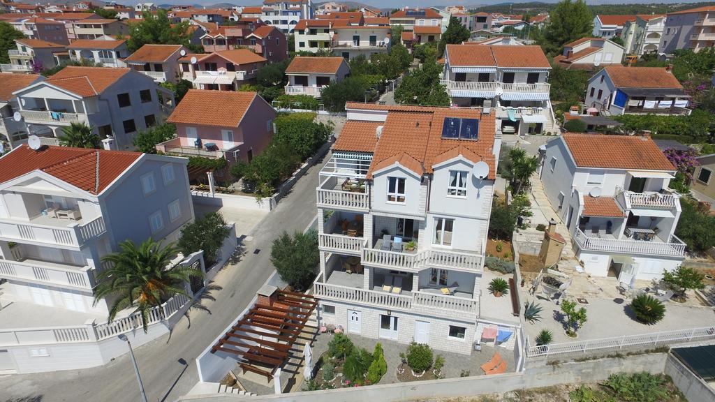 Apartments Wisibada Trogir Ngoại thất bức ảnh